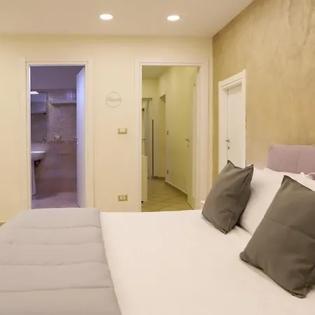 A Due Passi Dall'orto Botanico Di By Wonderful Italy Apartment Naples