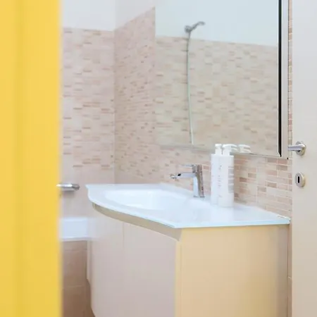 A Due Passi Dall'orto Botanico Di By Wonderful Italy Apartment