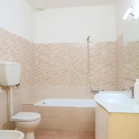 A Due Passi Dall'orto Botanico Di By Wonderful Italy Apartment *
